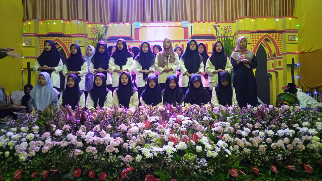 Al Imtihan Ponpes Nurul Huda Petir Dimeriahkan Lomba Qori dan Hadroh