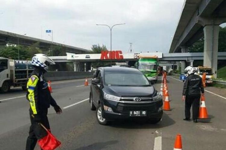 78 Putaran Balik di Jalur Mudik Karawang Ditutup 78 Putaran Balik di Jalur Mudik Karawang Ditutup