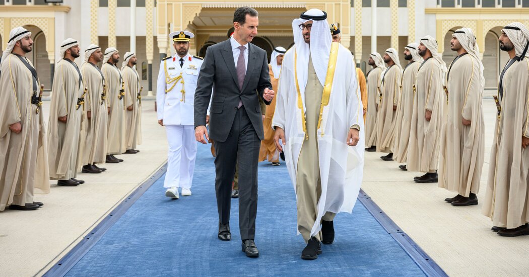 Pertemuan Liga Arab, Presiden Suriah Assad Dipeluk Pangeran Arab Saudi Muhammad bin Salman