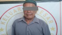 Tim Resmob Polres OKU Amankan Seorang Kakek Pelaku Penganiayaan Tim Resmob Polres OKU Amankan Seorang Kakek Pelaku Penganiayaan
