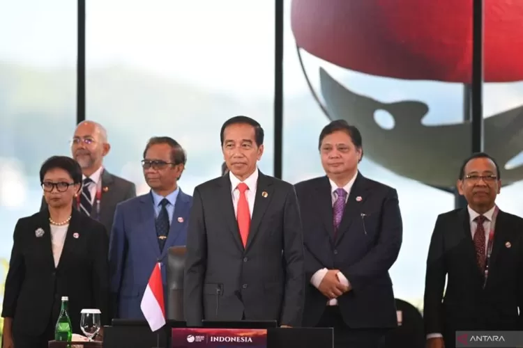 Presiden Joko Widodo Resmi Buka KTT ASEAN Ke-42 di NTT