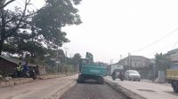 Perbaikan Jalan Prancis Terus Dikebut Siang dam Malam, Warga Diminta Sabar