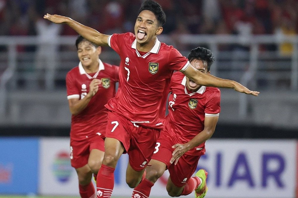 Fantastis! Dengan 10 Pemain Timnas Indonesia Taklukan Vietnam 3-2