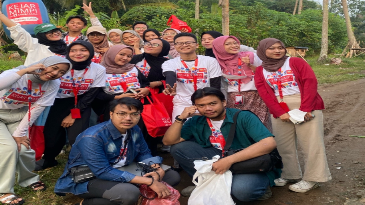 Aksi Bersih Pantai, Kejar Mimpi Tangerang Selatan Ajak Siswa SD Tingkatkan Kepedulian Lingkungan