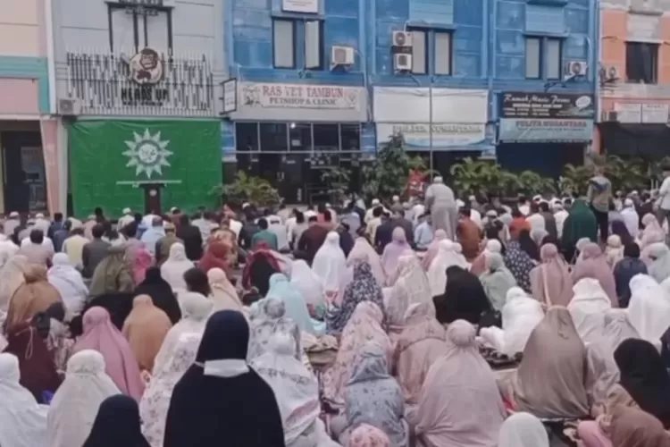 Sholat Idul Adha 1444 H, Warga Muhammadiyah Padati Pusat Dakwah Menteng Raya