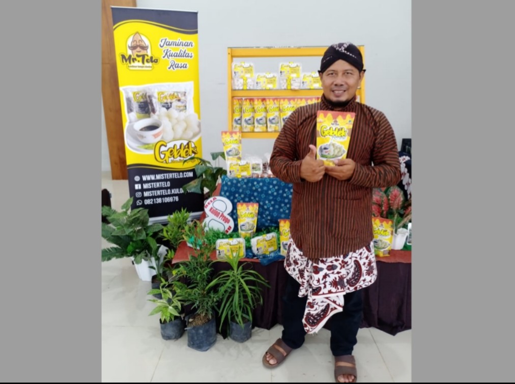 Mr. Telo Wujudkan Kreasi Geblek Menjadi 13 Varian Rasa Mr. Telo Wujudkan Kreasi Geblek Menjadi 13 Varian Rasa