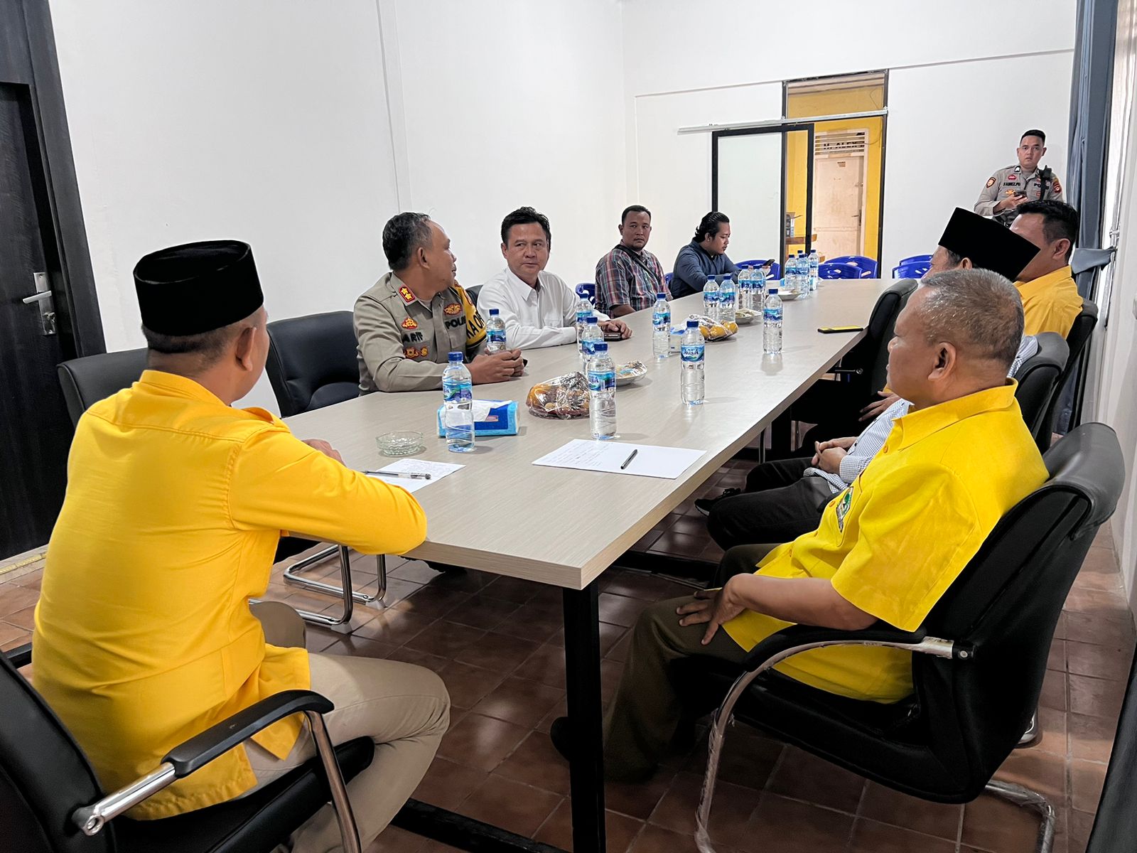 Ciptakan Kondusifitas Jelang Pemilu 2024, Kapolres Silaturahmi dengan DPD Partai Golkar Kabupaten OKU