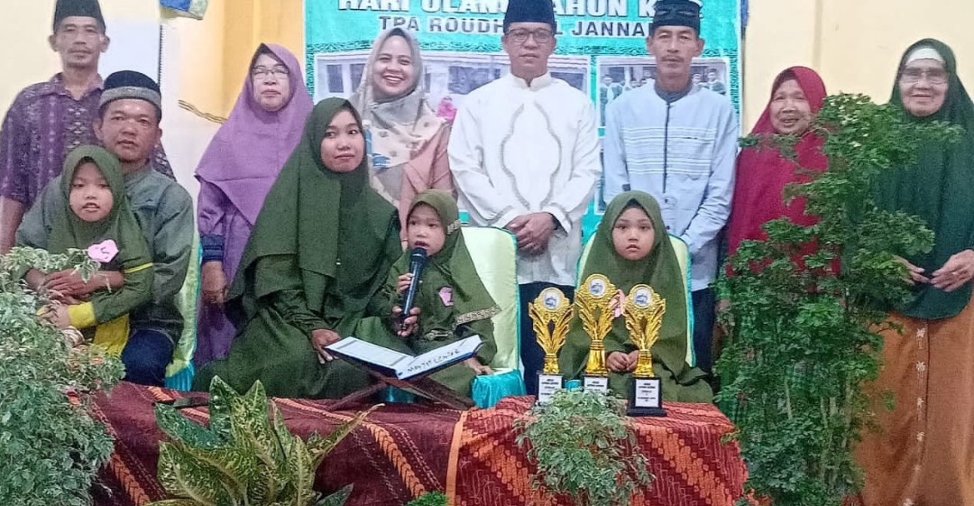 Camat Muara Jaya Hadiri Acara Milad TPA Roudhatul Jannah yang ke 2