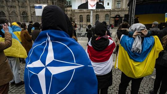 Aksesi Ukraina ke Dalam NATO Dapat Seret Perang Nuklir Langsung AS-Rusia