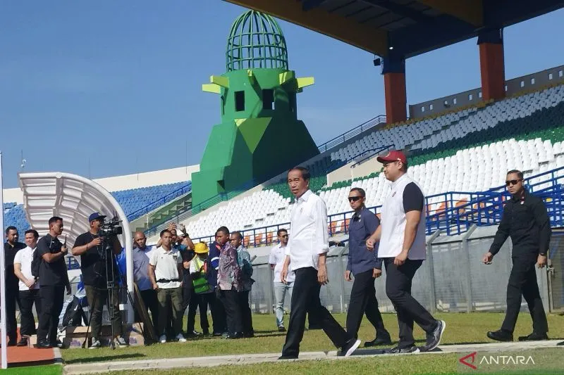 Presiden Kunjungi Stadiun Si Jalak Harupat untuk Cek Kesiapan Piala Dunia U-17