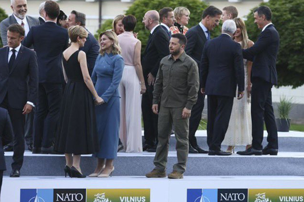 AS Geram, Zalenski Sebut NATO Lemah karena Ragu Terima Keanggotaan Ukraina