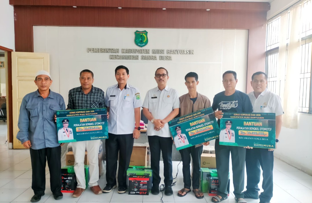 Diskop Muba Beri Alat Kerja 20 Pelaku Usaha Bengkel di Kecamatan Sanga Desa