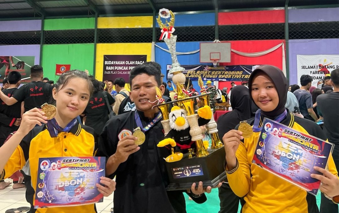 Kejurnas Pencak Silat Sriwijaya Championship, Perguruan Beruang Putih Pimpinan Irwan, ST Meraih Medali Kejurnas Pencak Silat Sriwijaya Championship, Perguruan Beruang Putih Pimpinan Irwan, ST Meraih Medali