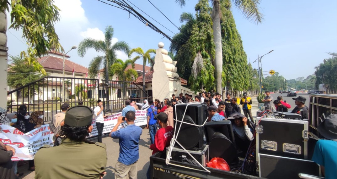 Aksi KAMMI Banten Bersama MBB Tuntut Keadilan dan Kompensasi untuk Masyarakat Gerem