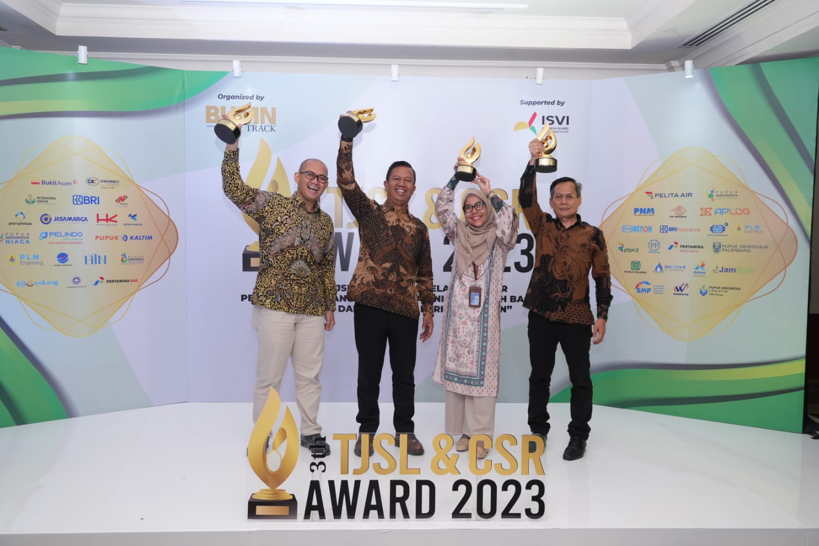 Bukit Asam (PTBA) Raih 4 Penghargaan di Ajang TJSL & CSR Award 2023 Bukit Asam (PTBA) Raih 4 Penghargaan di Ajang TJSL & CSR Award 2023