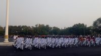 Upacara Penurunan Bendera Sang Saka Merah Putih di Lapangan Eks MTQ Lahat