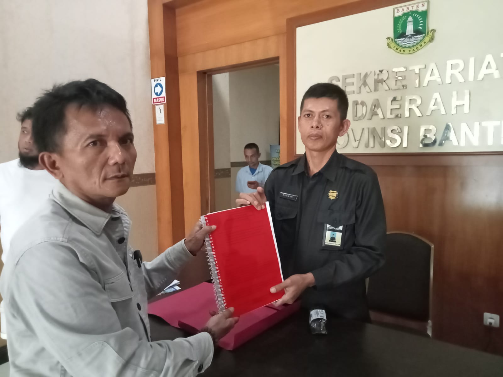 DPW SOLMET Banten Laporkan Dugaan Kesalahan Fatal Terhadap Penetapan Etalase pada Kegiatan Breakwater di DKP Banten