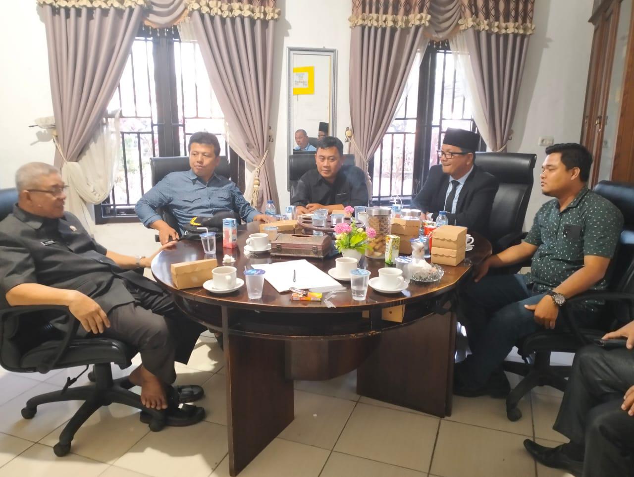 Tak Hadir, DPRD PALI akan Panggil Kembali PT GBS Terkait Tuntutan Elemen Masyarakat Abab Bersatu