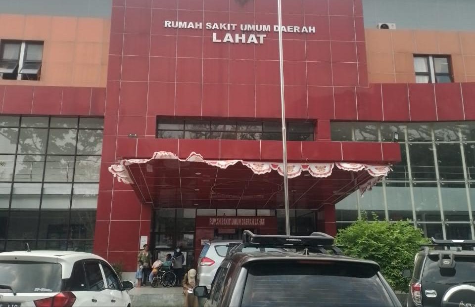 Keluarga Pasien Keluhkan Pelayanan RSUD Lahat