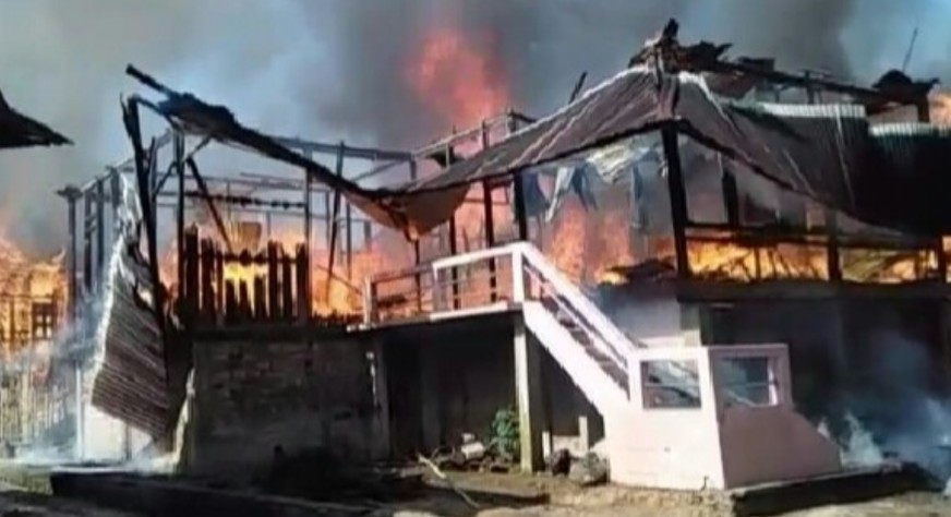 Beredar Kabar 7 Rumah Warga Semendo Darat Tengah Ludes Dilalap si Jago Merah