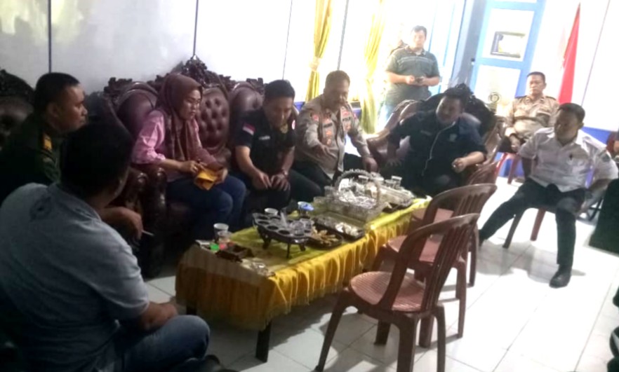 Masyarakat Gunung Kembang Tak Hadir Dalam Rapat, Mediasi Diulang