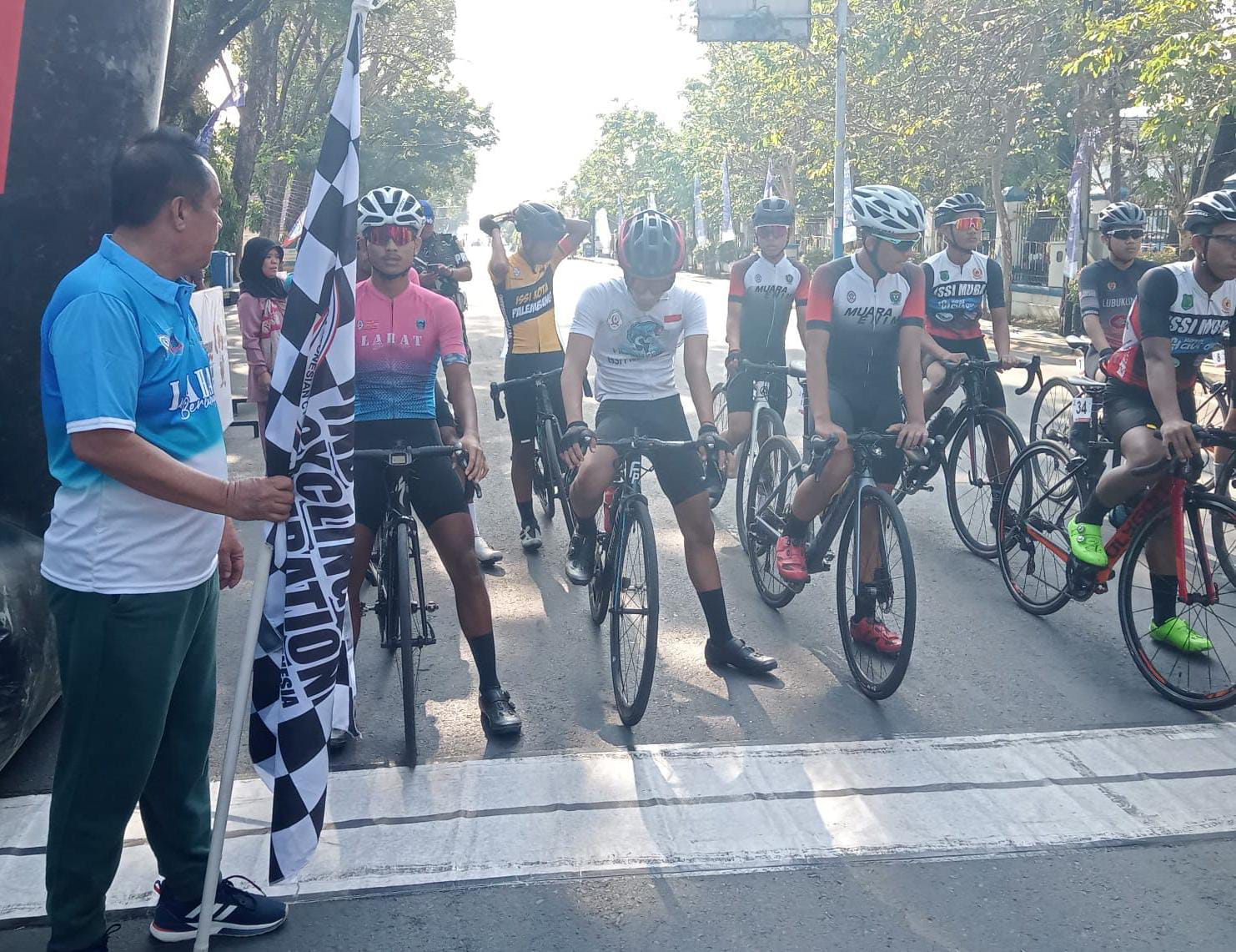 Atlit Balap Sepeda Lahat Berhasil Raih Medali Emas