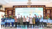 Pj Bupati Muara Enim Serahkan Bonus Senilai Rp3,8 M Bagi Atlet Berprestasi di Ajang Porprov ke XIV 2023