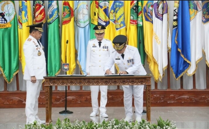 Lantik Pj. Gubernur Sumsel dan Kaltim, Mendagri: Teruskan Program Prioritas dan Strategis Nasional