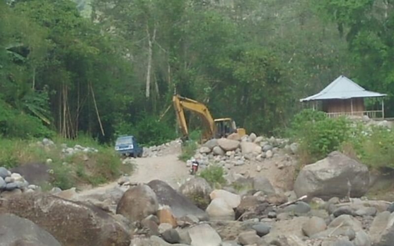 Galian C Ilegal Marak Tak Tersentuh Hukum, Kadiv Humas DPP LSM Bakornas Geram: Siapa yang Bekingi?
