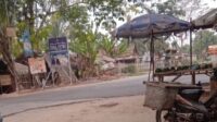 Warga Keluhkan Perlintasan Simpang 4 yang Minim Rambu dan Lampu Jalan