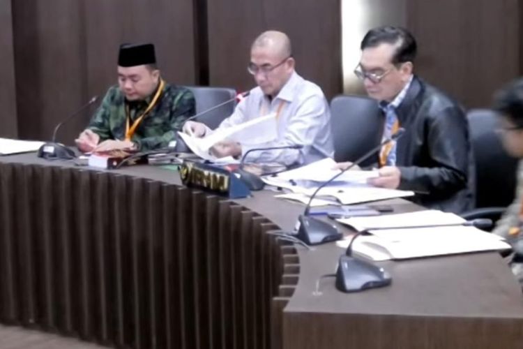 DKPP Diminta Berhentikan Komisioner KPU karena Dugaan Pelanggaran Etik pada Proses Pencalonan Gibran