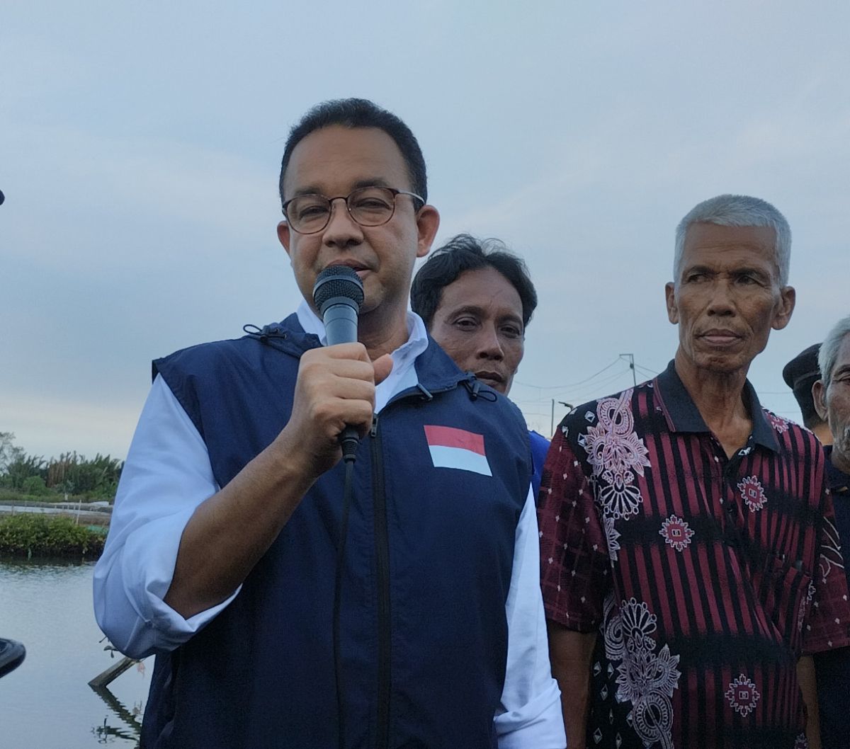 Anies Kampanye di Kronjo, Nelayan Keluhkan Aturan Tangkap Ikan 12 Mil dari Bibir Pantai