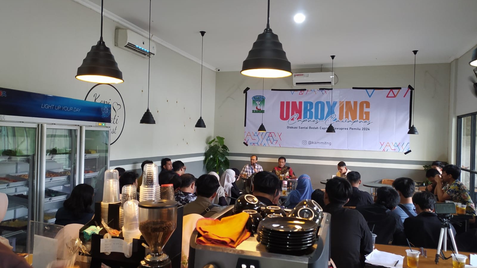 KAMMI Kota Tangerang Gelar “Unboxing” Capres dan Cawapres KAMMI Kota Tangerang Gelar “Unboxing” Capres dan Cawapres