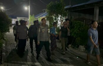 IMG-20240409-WA0034-350x225 Kapolsek Cikarang Barat, Laksanakan Patroli ke Rumah Kosong yang di tinggal Masyarakat saat Mudik Lebaran