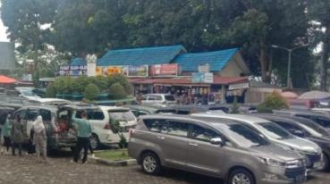 Selama Hari Libur Idul Fitri, Ribuan Pengunjung Memadati Kawasan Objek Wisata Kebun Teh Gunung Dempo Selama Hari Libur Idul Fitri, Ribuan Pengunjung Memadati Kawasan Objek Wisata Kebun Teh Gunung Dempo