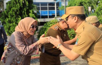 IMG-20240416-WA0078-350x225 Apel Pagi Perdana dan Halal Bihalal Pasca Lebaran, Pj. Wali Kota Bekasi: "Kembali Jalankan Tugas dengan Semangat Baru di Lembaran Baru"