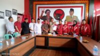 Pengembalian Berkas Cawako Yang K-5, Cak Arlan Antar Langsung Ke DPC PDI Perjuangan Pengembalian Berkas Cawako Yang K-5, Cak Arlan Antar Langsung Ke DPC PDI Perjuangan