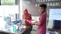 LKRB Serahkan Data Tambahan Terkait Dugaan Korupsi Pembangunan Jalan Banten Lama – Tonjong Senilai Rp 134,7 M LKRB Serahkan Data Tambahan Terkait Dugaan Korupsi Pembangunan Jalan Banten Lama – Tonjong Senilai Rp 134,7 M