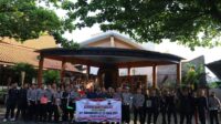 Jelang HUT Bhayangkara ke-78 Tahun 2024 Polres Kendal Baksos Bersihkan Tempat Ibadah Jelang HUT Bhayangkara ke-78 Tahun 2024 Polres Kendal Baksos Bersihkan Tempat Ibadah