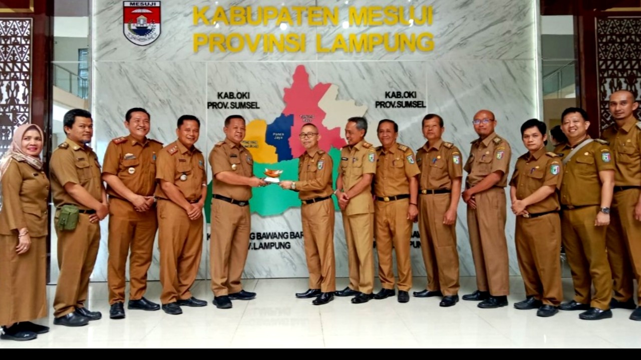 Lakukan Studi Tiru Mengenai Aplikasi Senja, Pemkab Pringsewu Kunjungi Kabupaten Mesuji