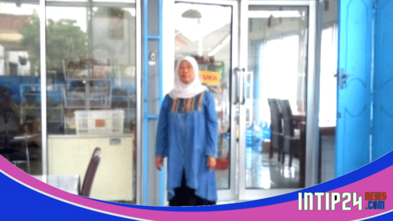 Sundarsih Pemilik Usaha Makanan Asal Cilacap yang Sukses Sundarsih Pemilik Usaha Makanan Asal Cilacap yang Sukses