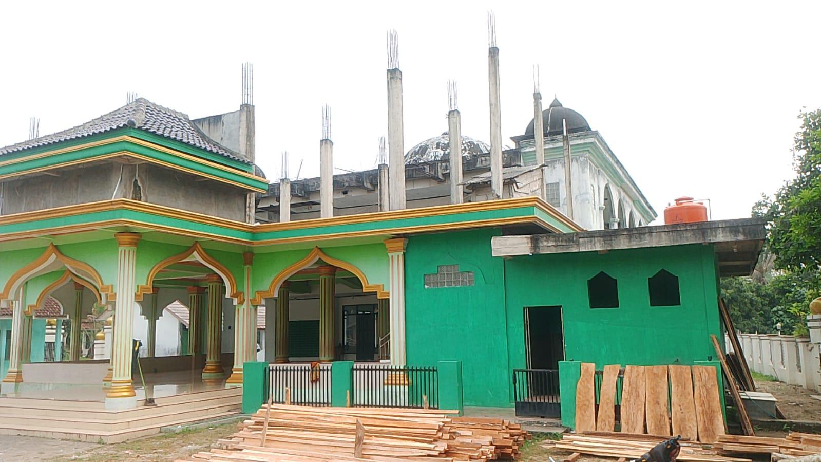 Dibangun Sejak Tahun 1993, Mesjid Jami Al Muhibbin di Kragilan Butuh Uluran Tangan Umat Dibangun Sejak Tahun 1993, Mesjid Jami Al Muhibbin di Kragilan Butuh Uluran Tangan Umat