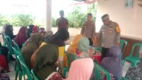 Ngariung Iman Ngariung Aman, Kapolres Serang Ngobrol Bareng Emak Emak Lansia Desa Cisait Kragilan