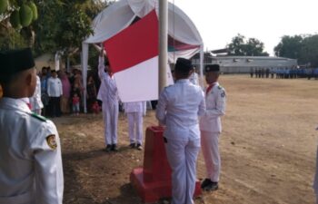 Screenshot_20240817_223412-350x225 Camat Kroya Heka Sugoro Pimpin Upacara Peringatan HUT RI ke 79 di Alun-alun dengan Khidmat