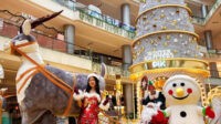 Liburan di Winter Glitters PIK Avenue, Bisa Ice Skating dan Belanja Sepuasnya Liburan di Winter Glitters PIK Avenue, Bisa Ice Skating dan Belanja Sepuasnya