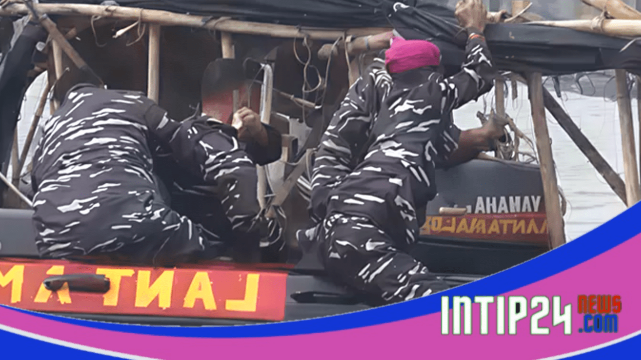 Alasan Sedang Investigasi, Menteri KKP Minta Pembongkaran Pagar Laut Dihentikan Alasan Sedang Investigasi, Menteri KKP Minta Pembongkaran Pagar Laut Dihentikan