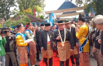 IMG-20250520-WA0055-350x225 Bupati Bursah Zarnubi Hadiri Paripurna DPRD Dalam Ranfka HUT Kabupaten Lahat Ke -156, Dibuka Oleh Ketua DPRD Fitrizal Homizi