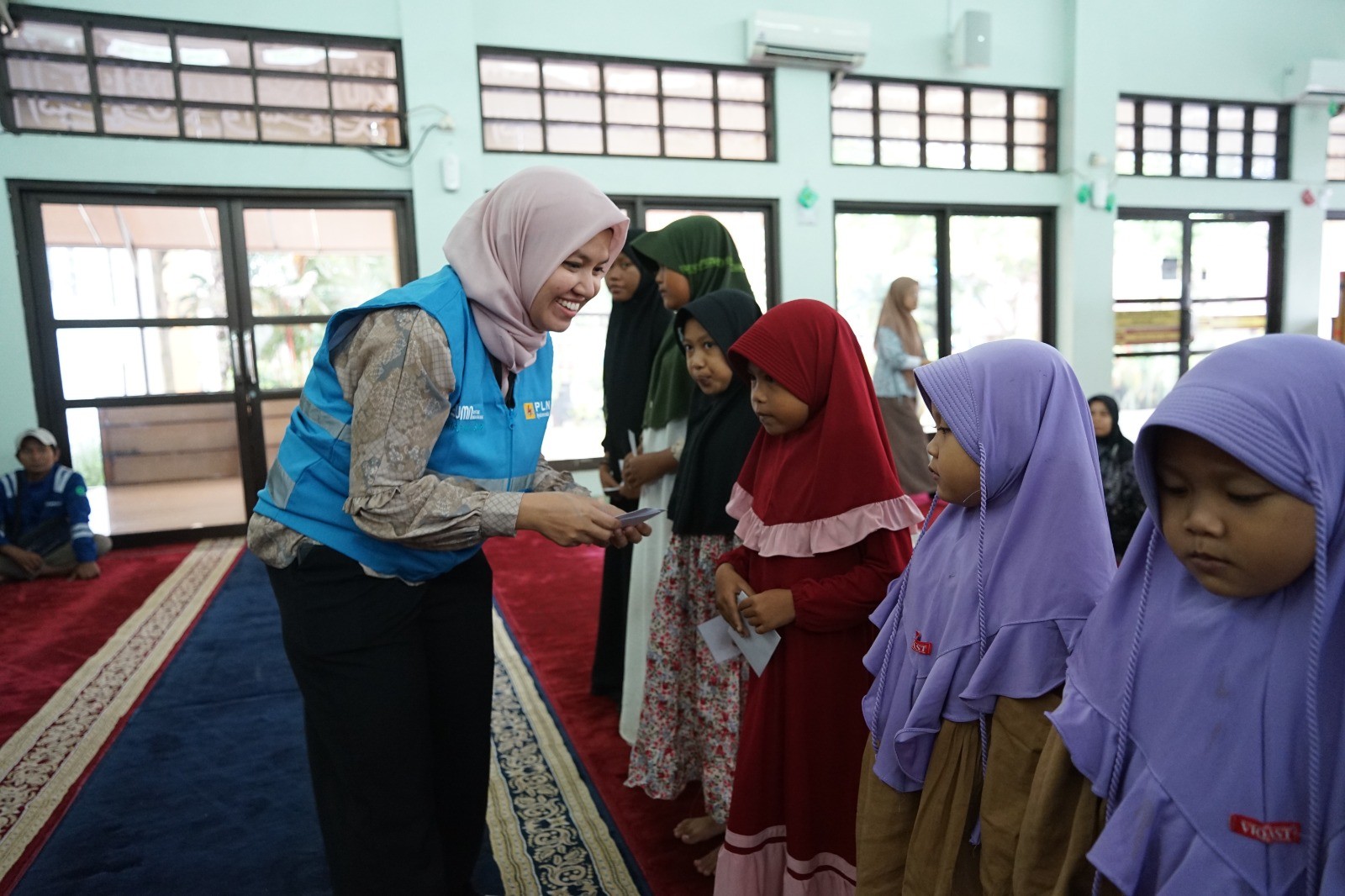 UBP Banten 3 Lontar Terangi Harapan, Tebarkan Senyum Lewat Santunan Anak Yatim