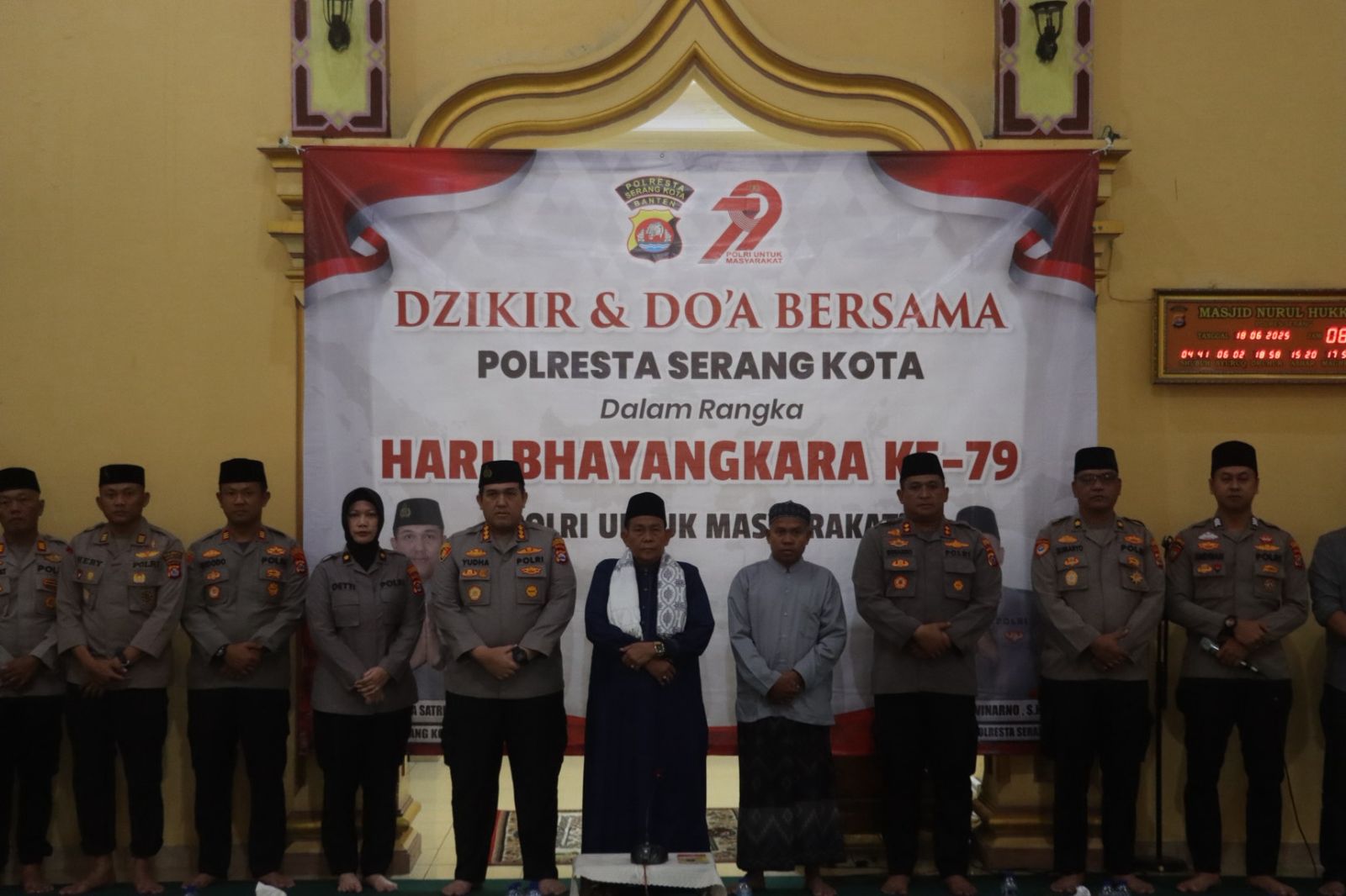 Kapolresta Serkot bersama pejabat utama dan Personel laksanakan Kegiatan Dzikir dan doa bersama