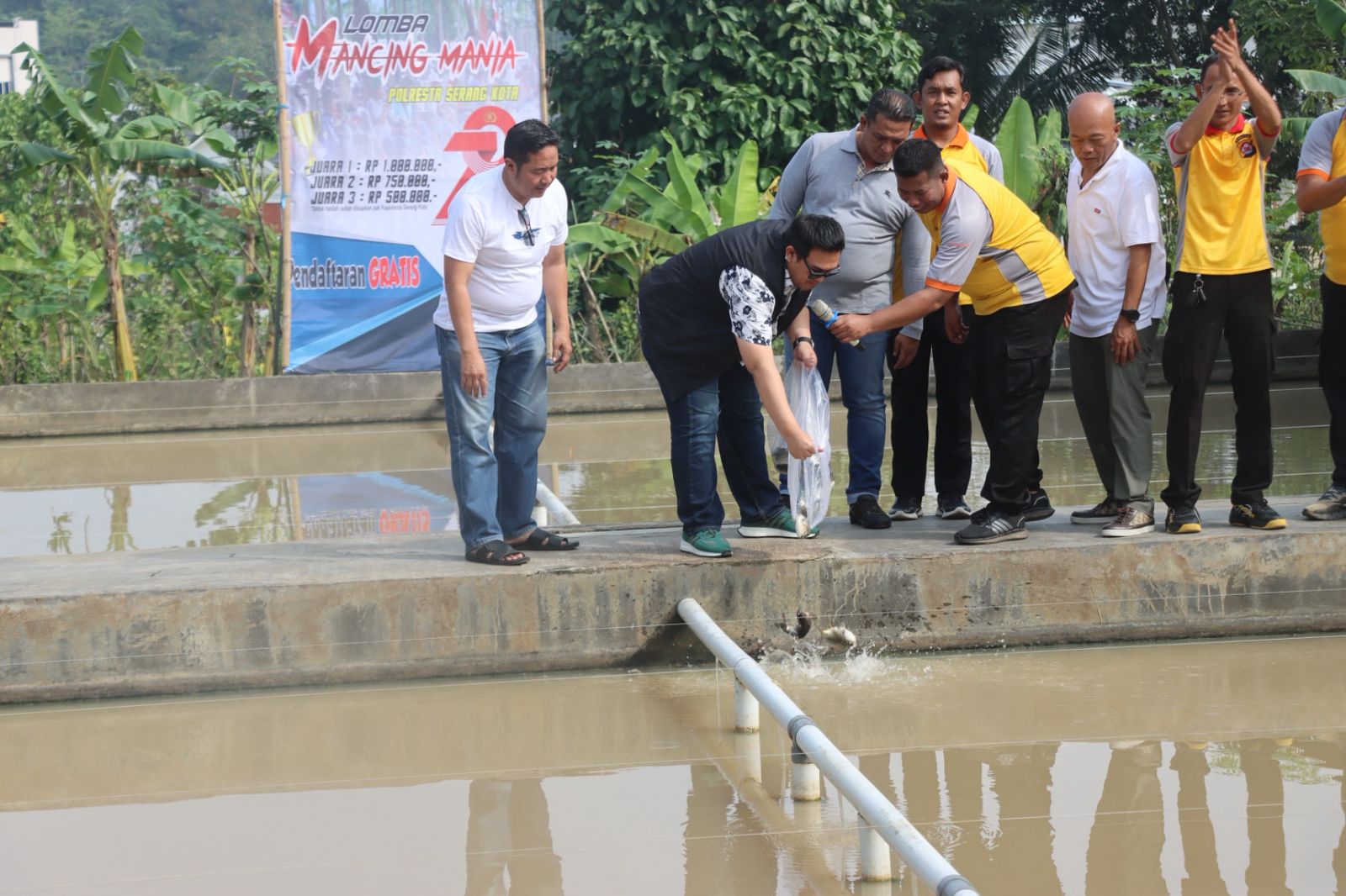 Dalam rangka HUT Bhayangakara ke 79 Kapolresta Serang Gelar Lomba Mancing Mania